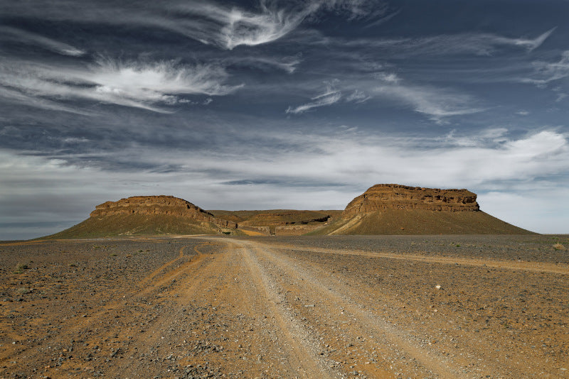 Spectre dans l'Anti-Atlas oriental . Photographe Eric Lamotte
